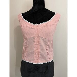 Size M - Pink Swiss Dot Heart Lace Trim Flower Button Front Top